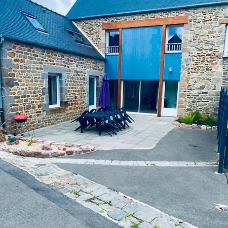 Villa Le Gite De La Mongatelais Roz-Landrieux Exterior foto